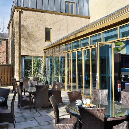 Holiday Inn Express Windsor By Ihg Екстер'єр фото