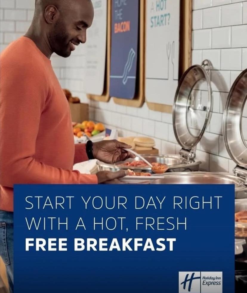 Holiday Inn Express Windsor By Ihg Екстер'єр фото